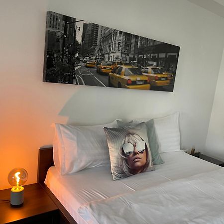 Welcome To Bucharest Airport Residences & Therme-Self Check-In Otopeni Exteriör bild