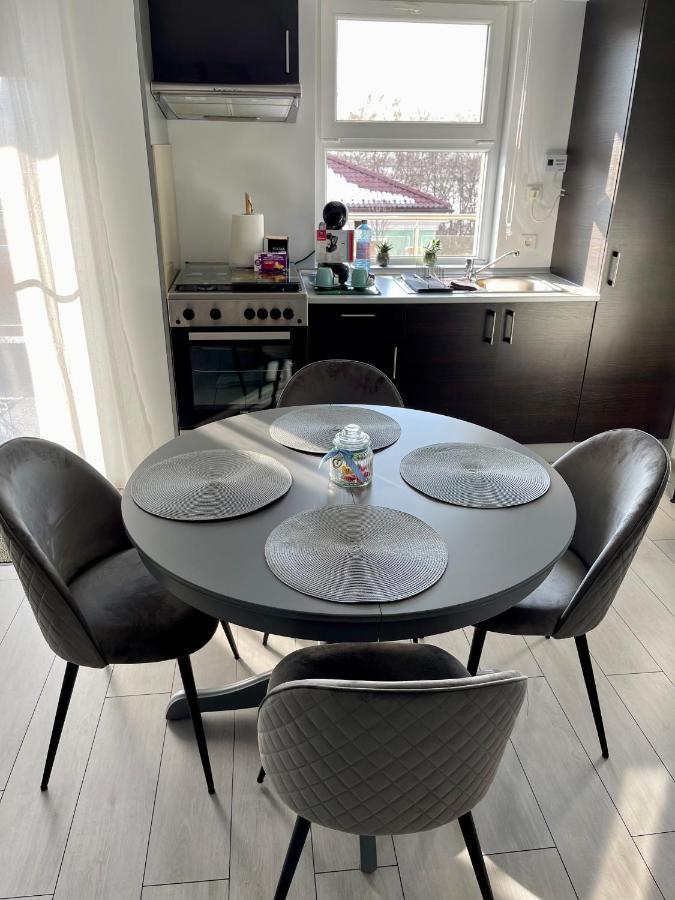 Welcome To Bucharest Airport Residences & Therme-Self Check-In Otopeni Exteriör bild