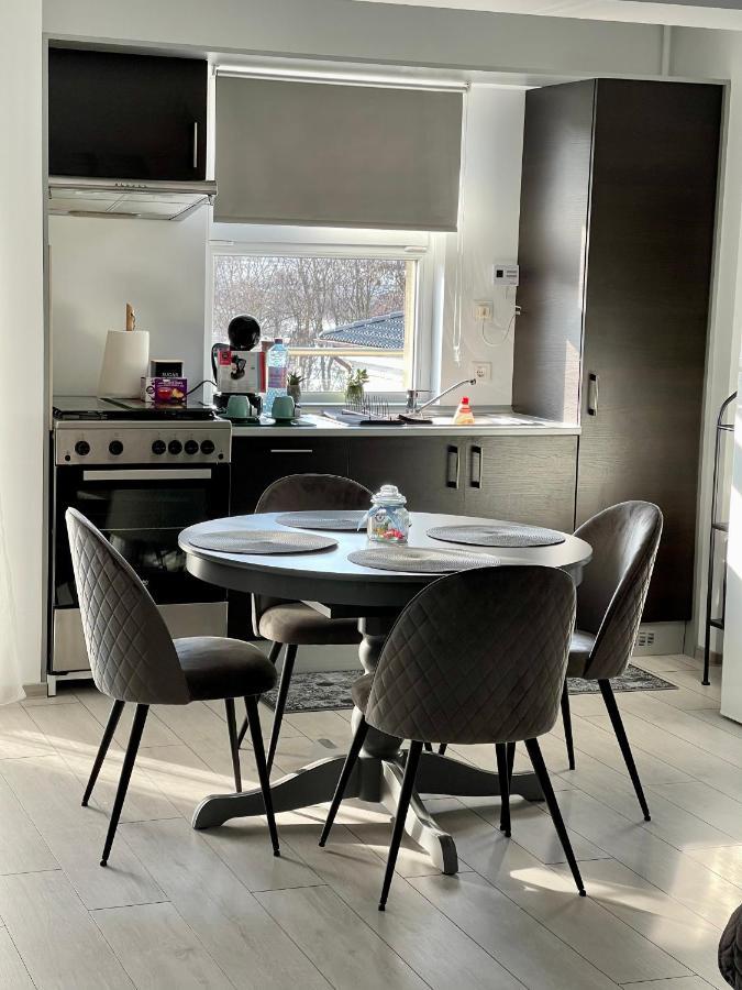 Welcome To Bucharest Airport Residences & Therme-Self Check-In Otopeni Exteriör bild