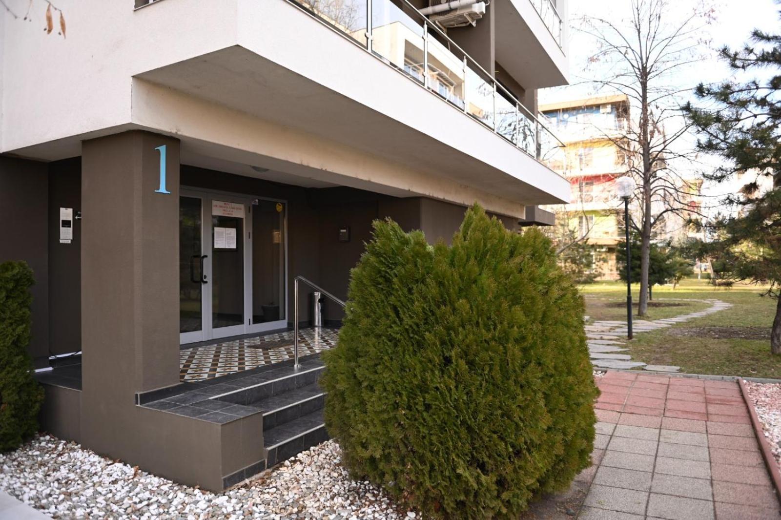 Welcome To Bucharest Airport Residences & Therme-Self Check-In Otopeni Exteriör bild