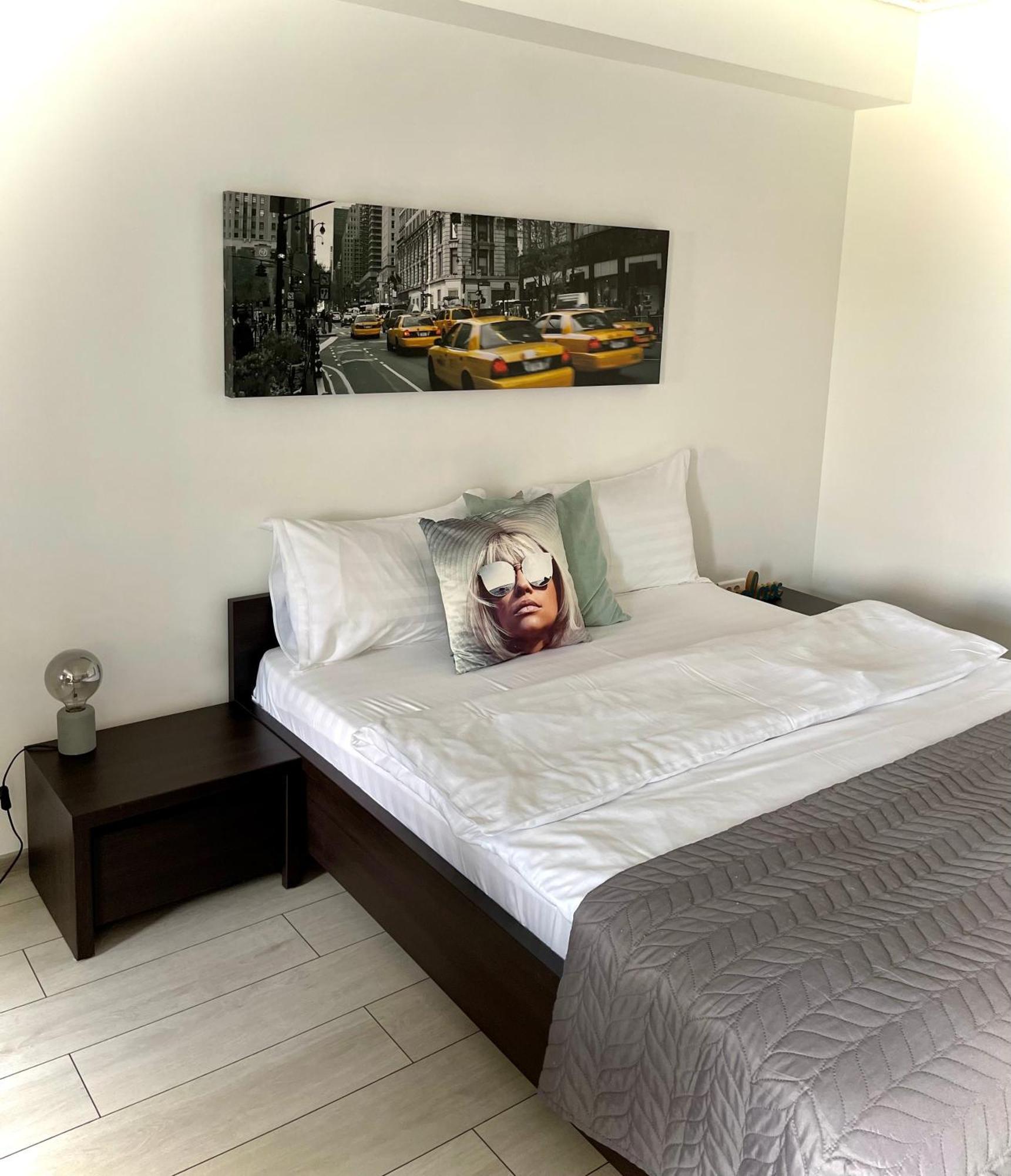 Welcome To Bucharest Airport Residences & Therme-Self Check-In Otopeni Exteriör bild