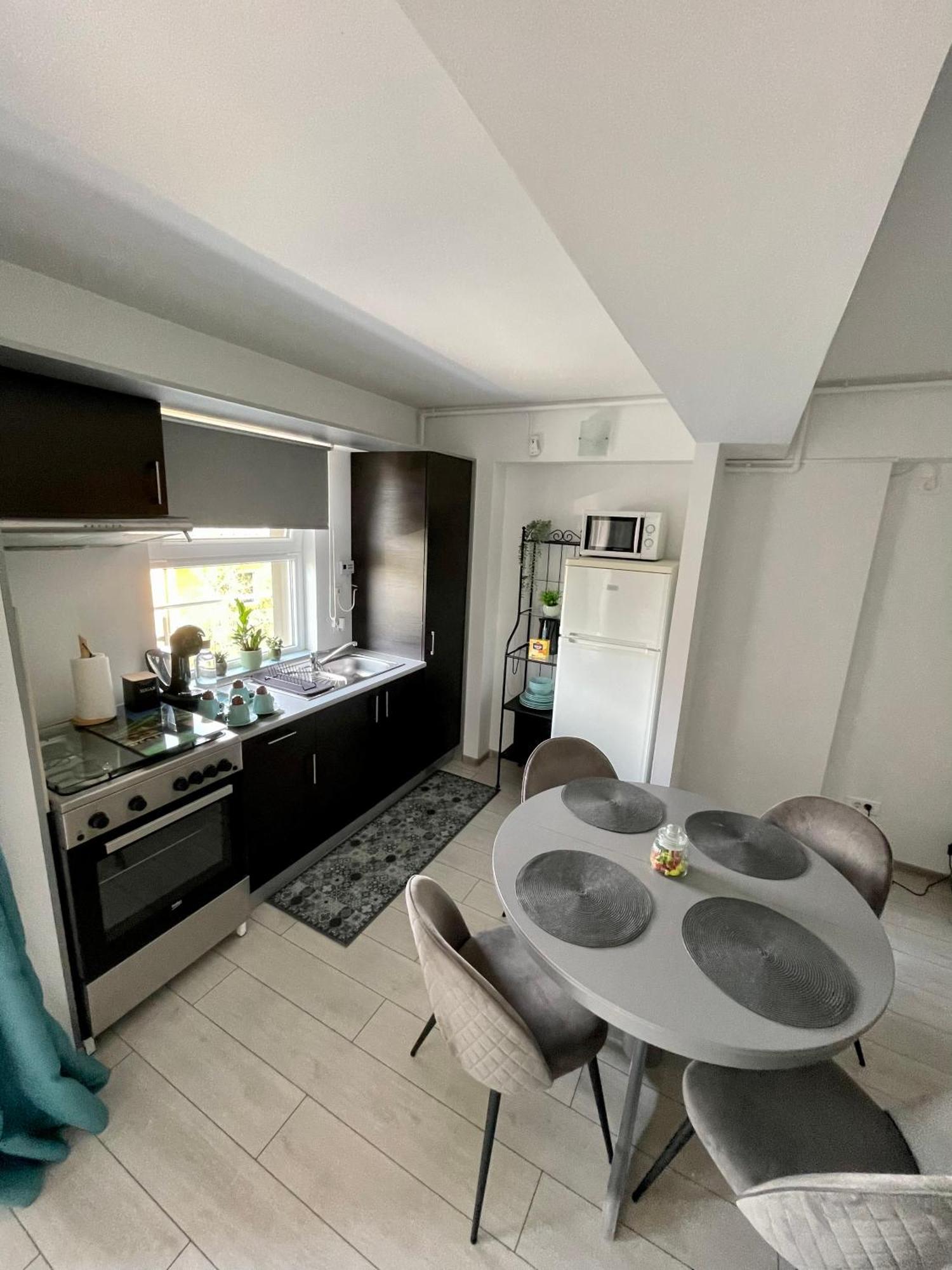 Welcome To Bucharest Airport Residences & Therme-Self Check-In Otopeni Exteriör bild
