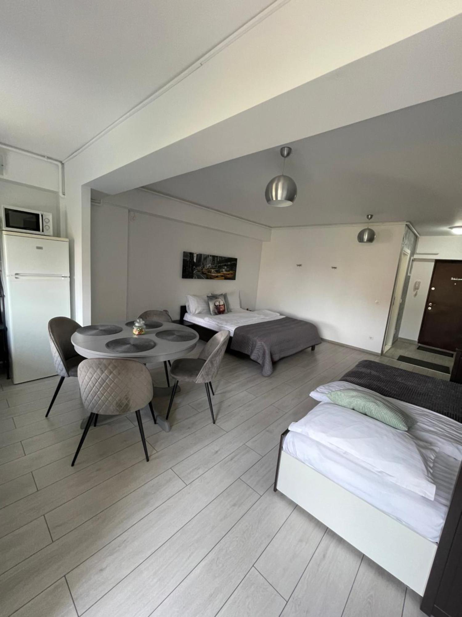 Welcome To Bucharest Airport Residences & Therme-Self Check-In Otopeni Exteriör bild
