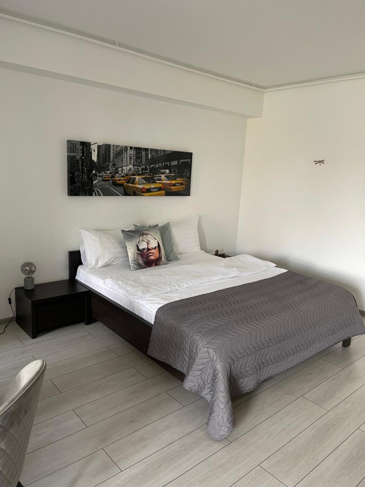 Welcome To Bucharest Airport Residences & Therme-Self Check-In Otopeni Exteriör bild